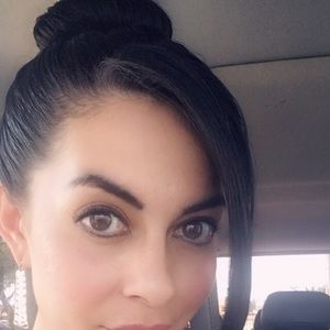 Meet your Posher, Danitza